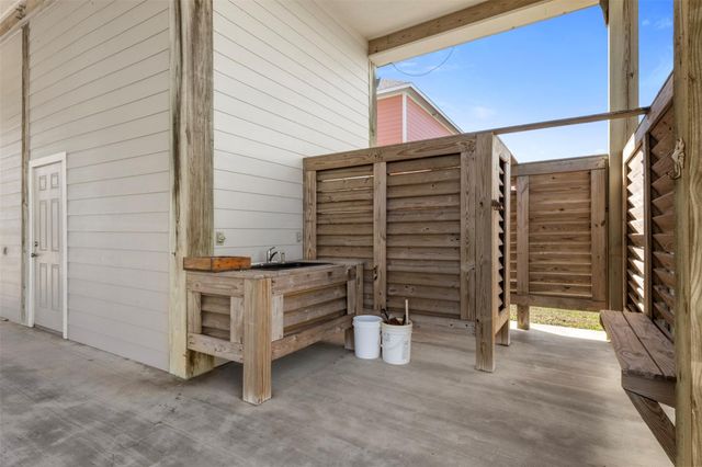 1991 Sea Glass, Port Bolivar, TX 77650