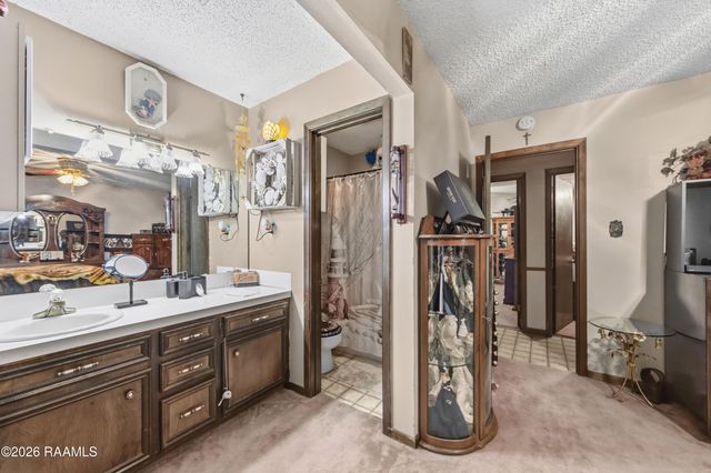 130 Guadalupe Street, New Iberia, LA 70563