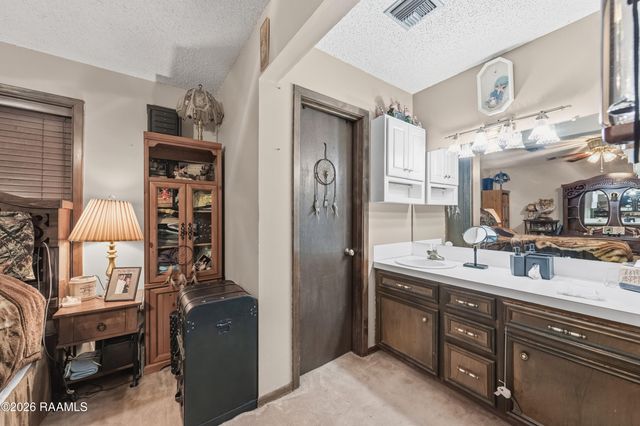 130 Guadalupe Street, New Iberia, LA 70563