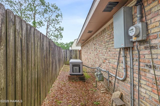 130 Guadalupe Street, New Iberia, LA 70563