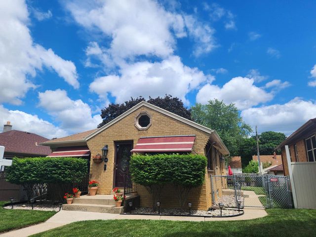4464 N 68th STREET, Milwaukee, WI 53218
