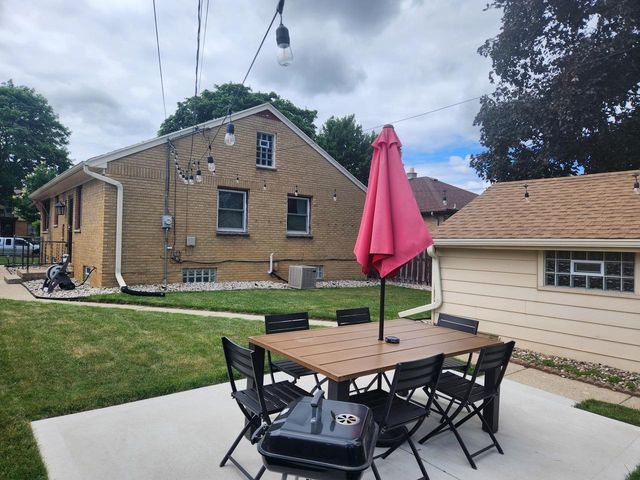 4464 N 68th STREET, Milwaukee, WI 53218