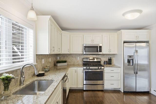 33-35 Howard Street 35-1, Watertown, MA 02472