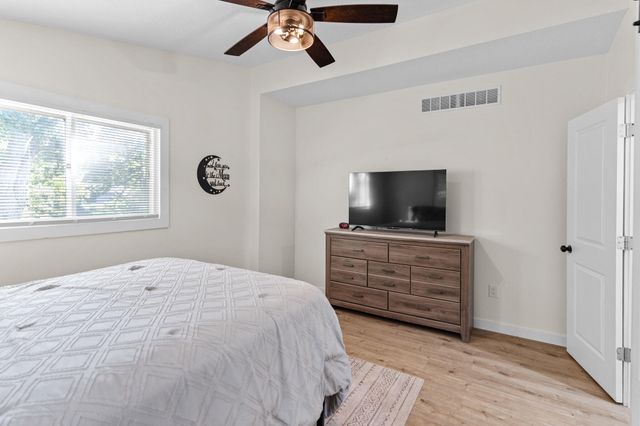 1027 COUNTY ROAD 2505, Moberly, MO 65270