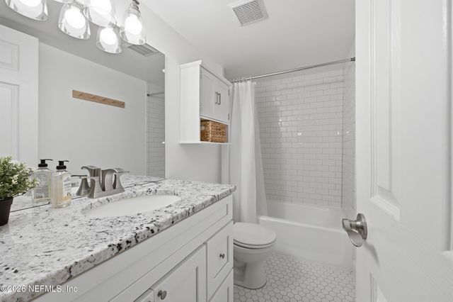 2950 ST JOHNS Avenue 7, Jacksonville, FL 32205