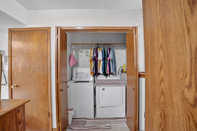 3923 Del Matro Road, Waterloo, IA 50701