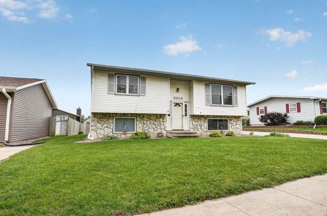 3923 Del Matro Road, Waterloo, IA 50701