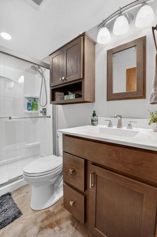 3923 Del Matro Road, Waterloo, IA 50701