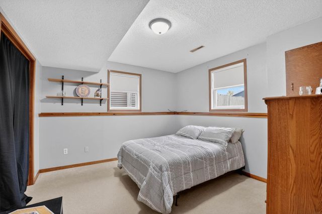 3923 Del Matro Road, Waterloo, IA 50701