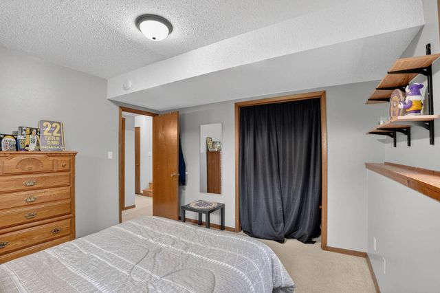 3923 Del Matro Road, Waterloo, IA 50701