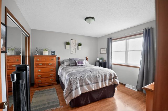 3923 Del Matro Road, Waterloo, IA 50701