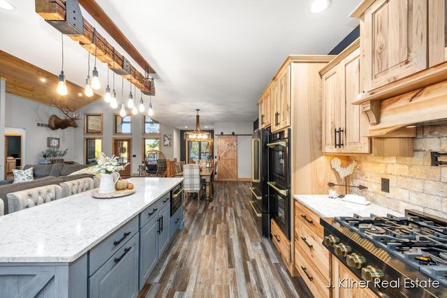 4390 22 Mile Road Nw, Tyrone Twp, MI 49330