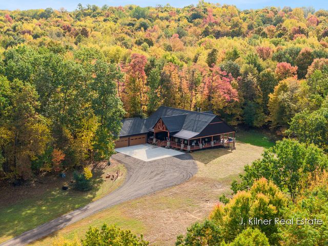 4390 22 Mile Road Nw, Tyrone Twp, MI 49330