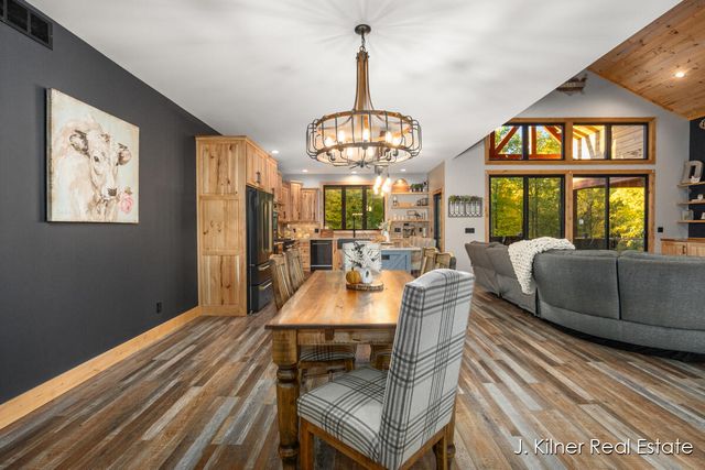 4390 22 Mile Road Nw, Tyrone Twp, MI 49330
