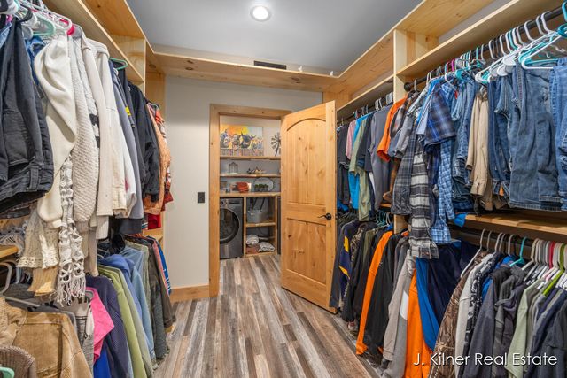 4390 22 Mile Road Nw, Tyrone Twp, MI 49330