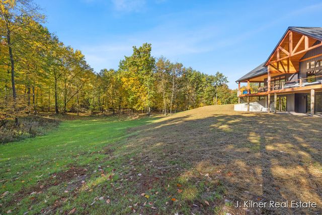 4390 22 Mile Road Nw, Tyrone Twp, MI 49330