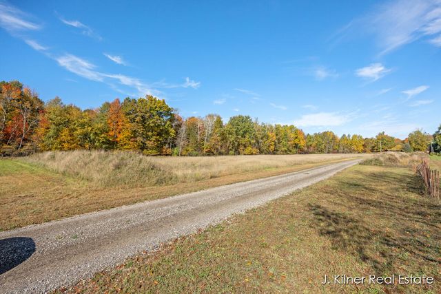 4390 22 Mile Road Nw, Tyrone Twp, MI 49330
