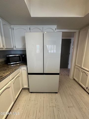 909 LAS PALMAS Way, El Paso, TX 79912