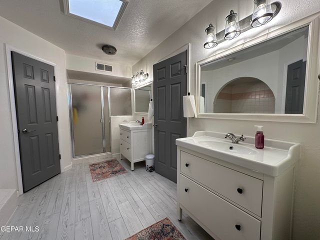 909 LAS PALMAS Way, El Paso, TX 79912