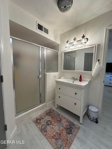 909 LAS PALMAS Way, El Paso, TX 79912