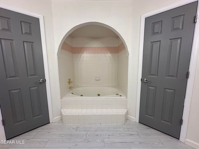 909 LAS PALMAS Way, El Paso, TX 79912