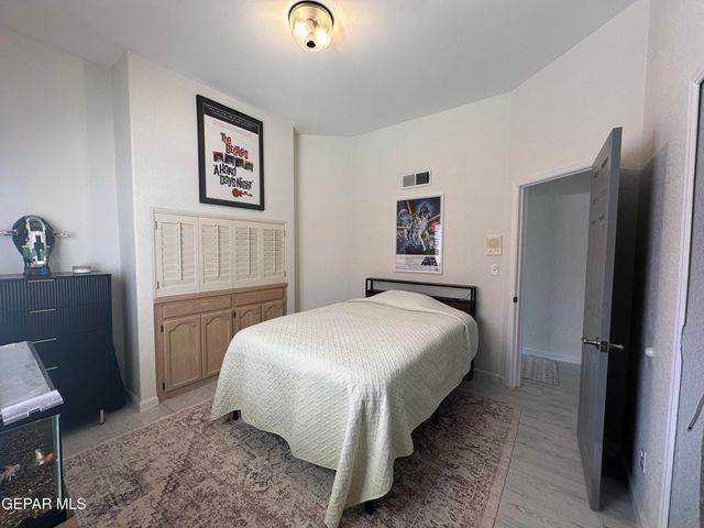 909 LAS PALMAS Way, El Paso, TX 79912