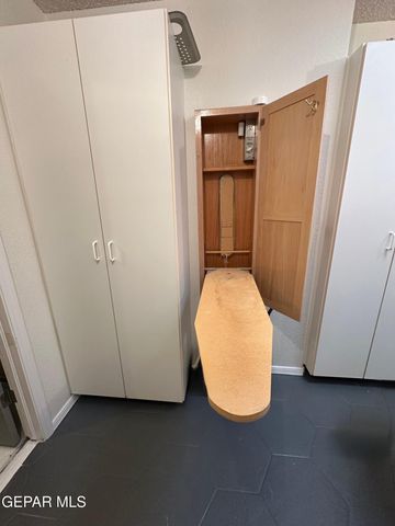 909 LAS PALMAS Way, El Paso, TX 79912