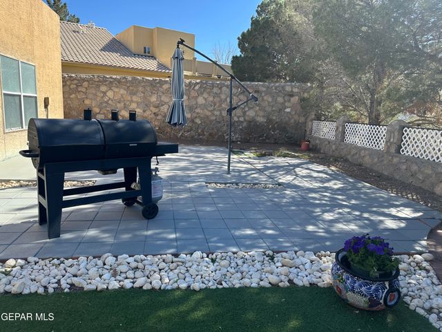 909 LAS PALMAS Way, El Paso, TX 79912