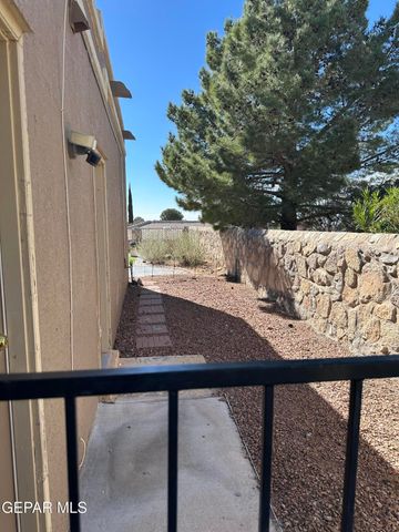 909 LAS PALMAS Way, El Paso, TX 79912