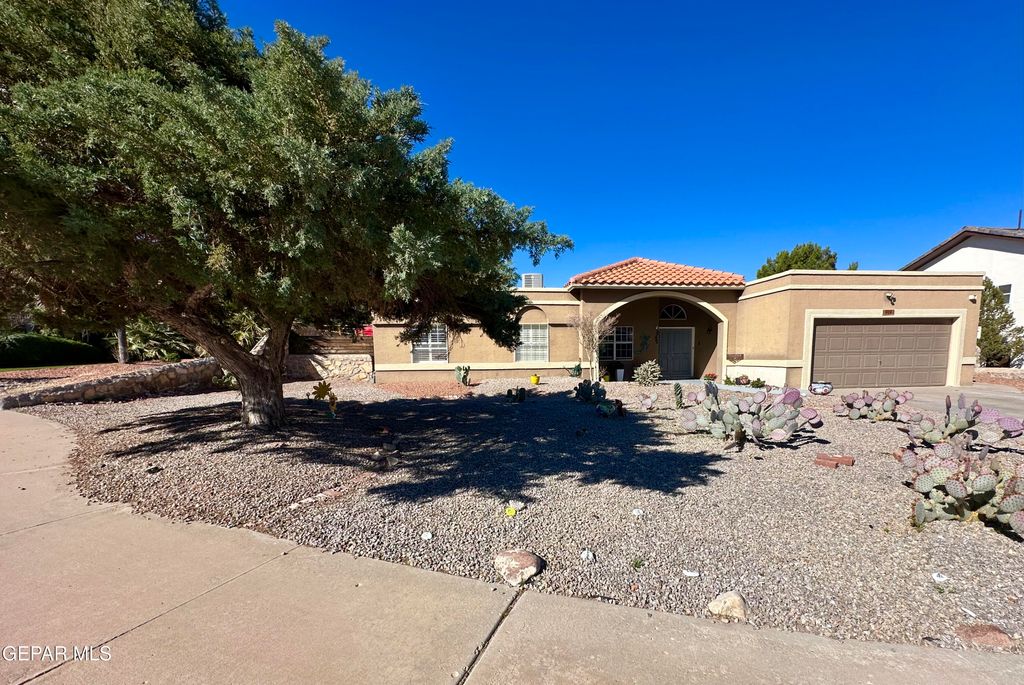 909 LAS PALMAS Way, El Paso, TX 79912