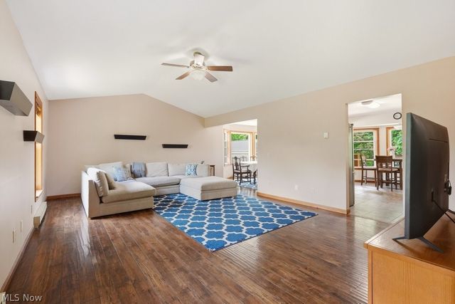5230 Laubert Road, Atwater, OH 44201
