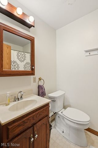 5230 Laubert Road, Atwater, OH 44201