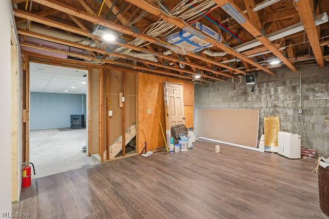 5230 Laubert Road, Atwater, OH 44201
