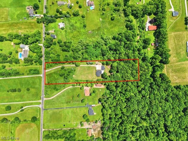 5230 Laubert Road, Atwater, OH 44201