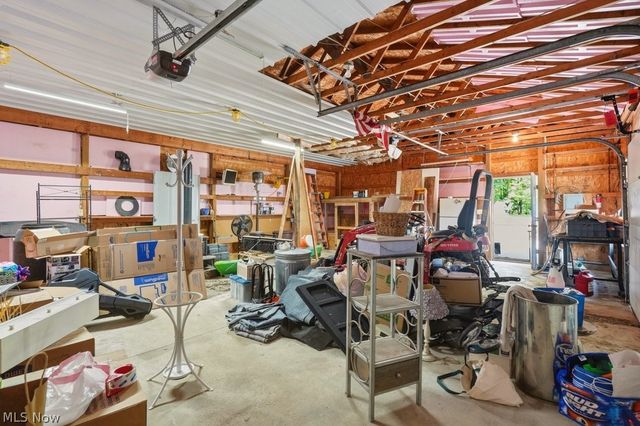 5230 Laubert Road, Atwater, OH 44201