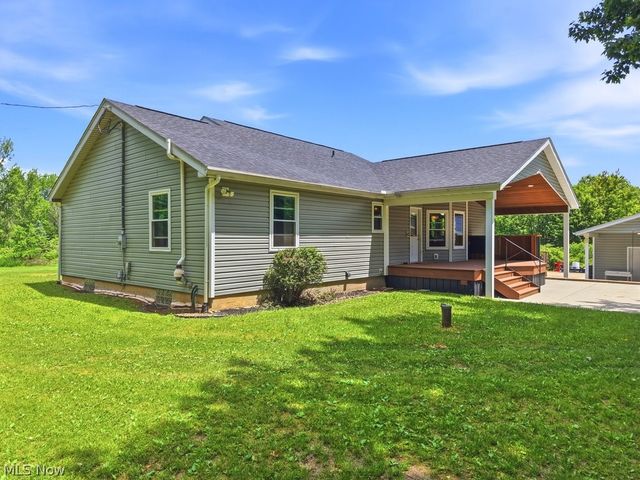 5230 Laubert Road, Atwater, OH 44201