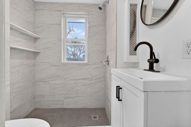 166 Elliot St 2, Newton, MA 02464
