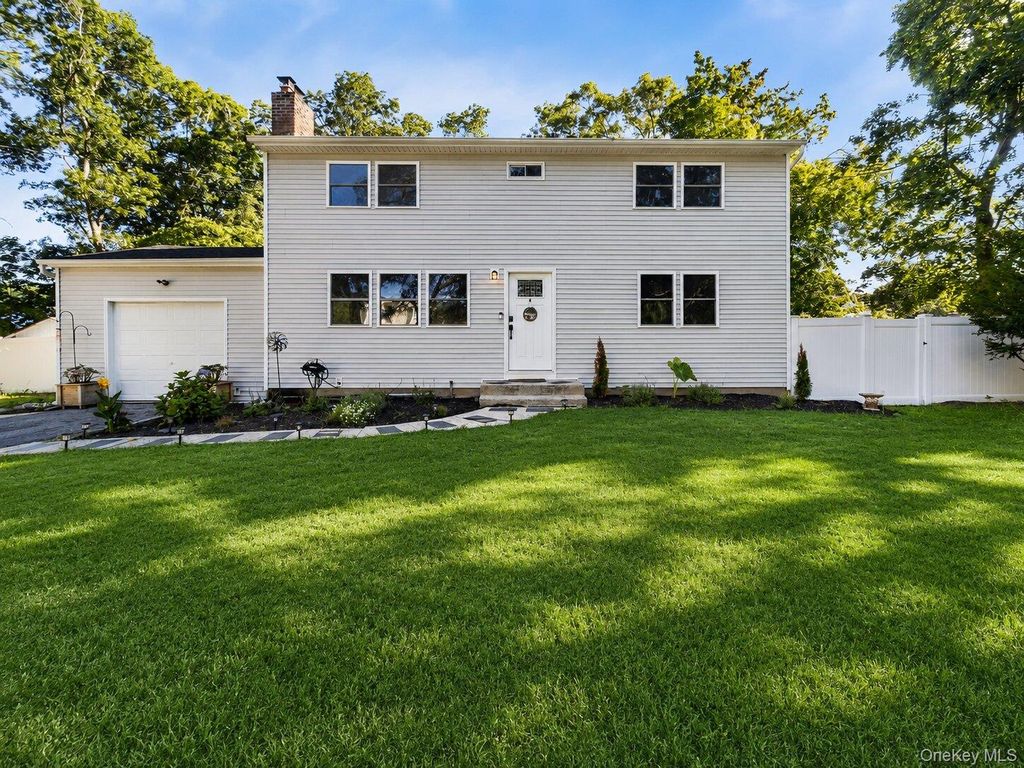 159 Pauls Path, Coram, NY 11727 — exterior