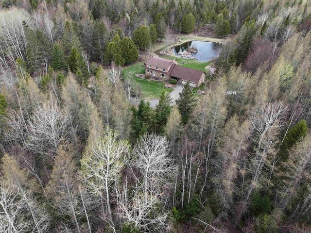 1435 Dexter Mountain Road, Glover, VT 05846