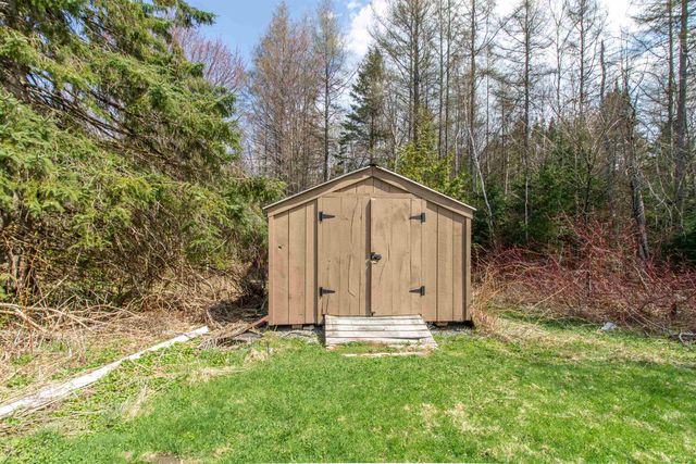 1435 Dexter Mountain Road, Glover, VT 05846