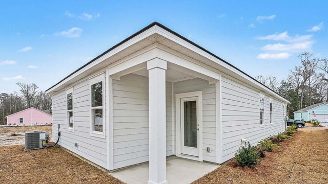 212 Spruce Grouse Dr, Conway, SC 29527