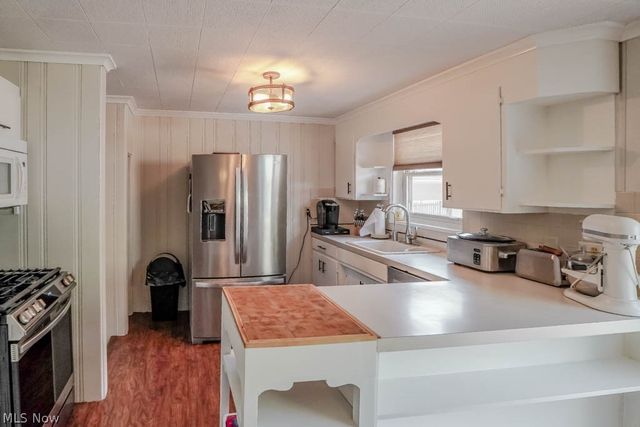 1195 Etter Road, Mogadore, OH 44260