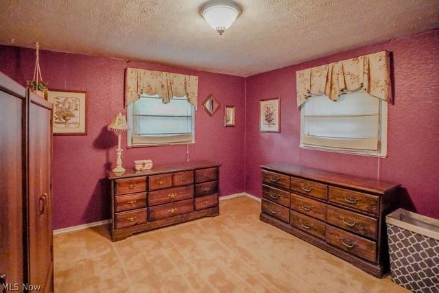 1195 Etter Road, Mogadore, OH 44260