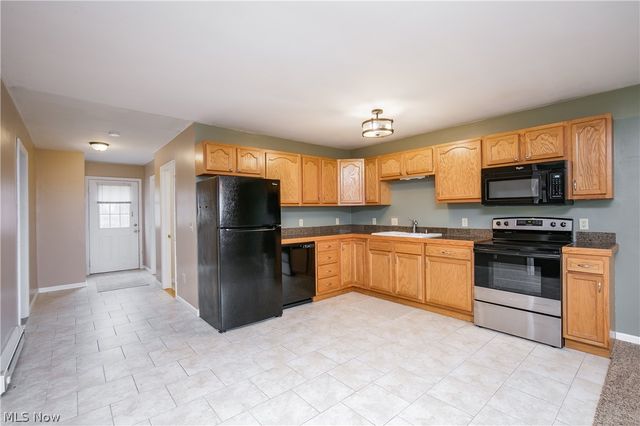 1195 Etter Road, Mogadore, OH 44260