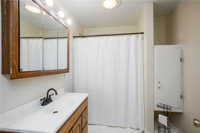 1195 Etter Road, Mogadore, OH 44260