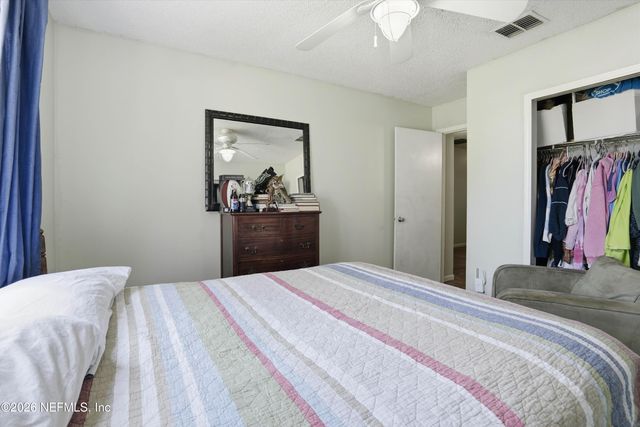 1043 SEABREEZE Avenue, Jacksonville Beach, FL 32250