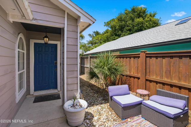 1043 SEABREEZE Avenue, Jacksonville Beach, FL 32250