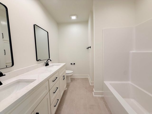 1 Camelot Court, Greenbrier, AR 72058