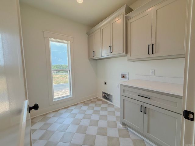 1 Camelot Court, Greenbrier, AR 72058