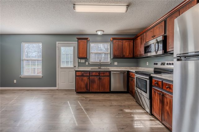 804 Clark Road, Inman, SC 29349